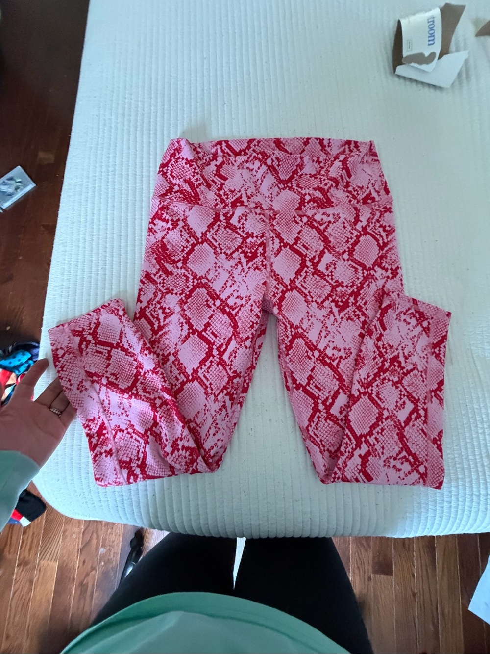 Fabletics Pink & Red Snake-Print Womens' 7/8 Leggings